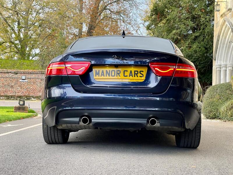 JAGUAR XE