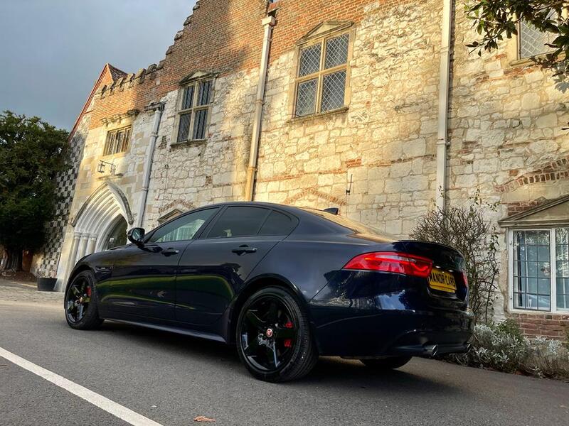 JAGUAR XE