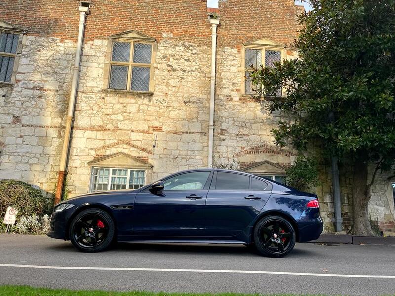JAGUAR XE