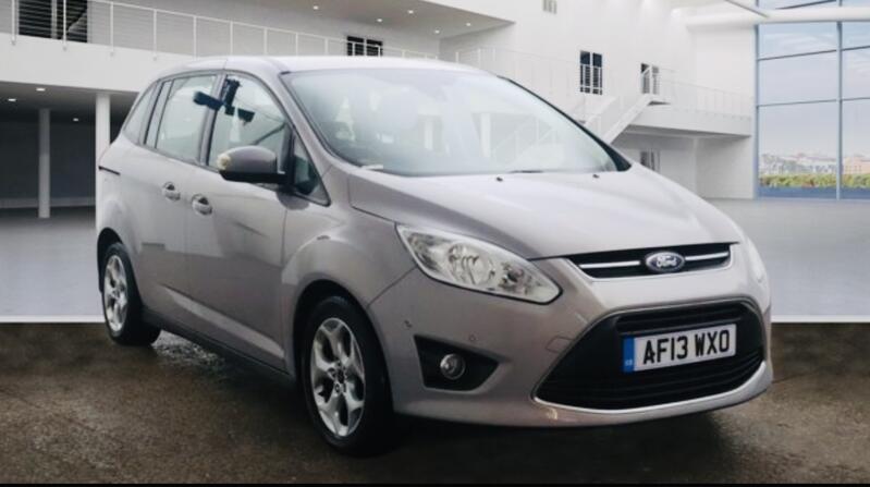 View FORD GRAND C-MAX FORD GRAND C MAX ZETEC 1.0T TURBO ECOBOOST 125BHP PETROL MPV + 7 SEATER+ EURO 6 + ULEZ FREE + £35 R