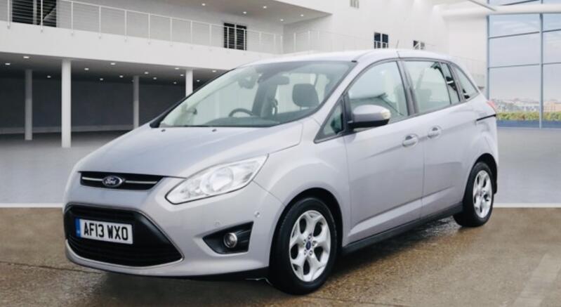 View FORD GRAND C-MAX FORD GRAND C MAX ZETEC 1.0T TURBO ECOBOOST 125BHP PETROL MPV + 7 SEATER+ EURO 6 + ULEZ FREE + £35 R