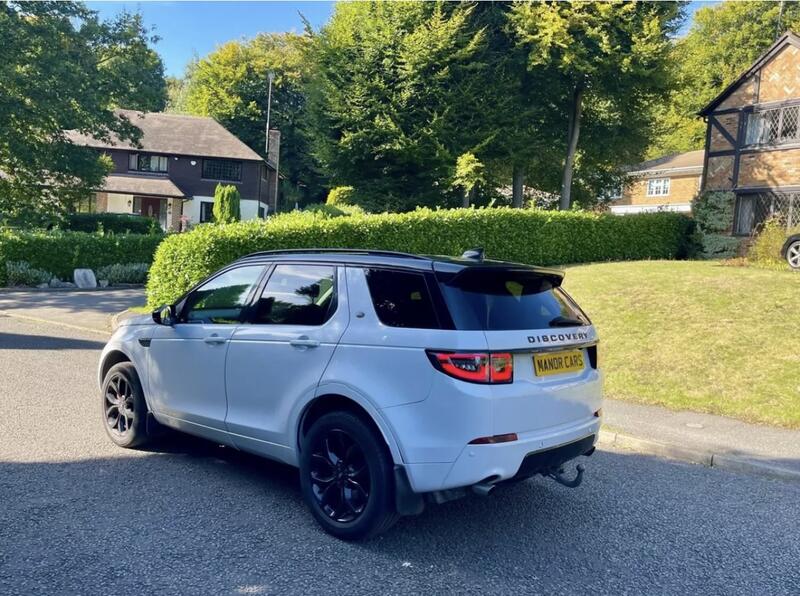 View LAND ROVER DISCOVERY SPORT 2017 LAND ROVER DISCOVERY SPORT HSE 2.0 TD4 AUTO ** 2020 - 2021 FACELIFT DYNAMIC BLACK **
