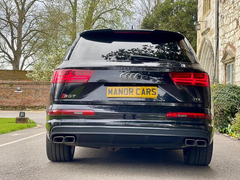 AUDI SQ7