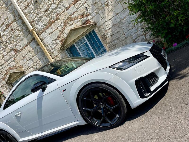 AUDI TT