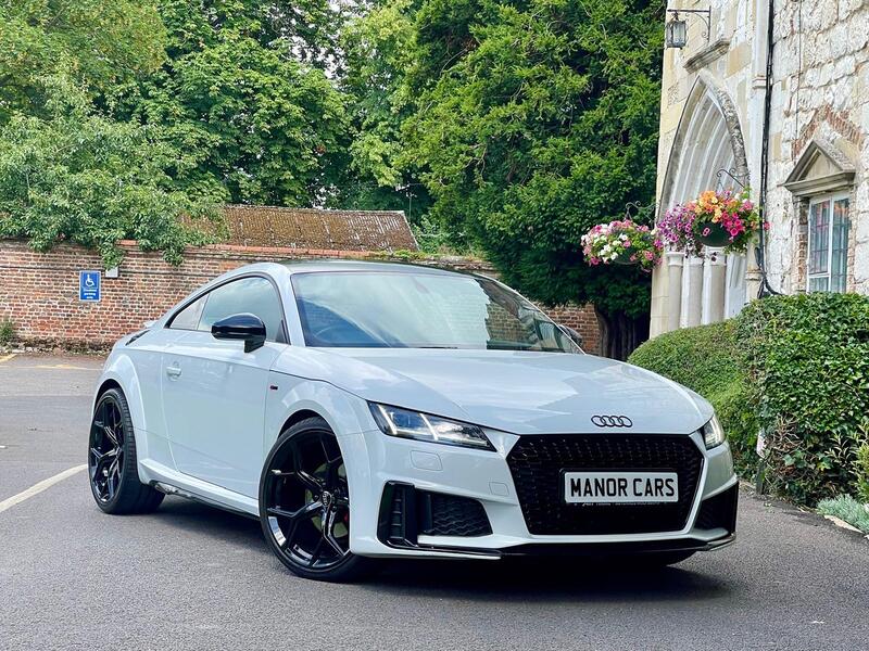 AUDI TT