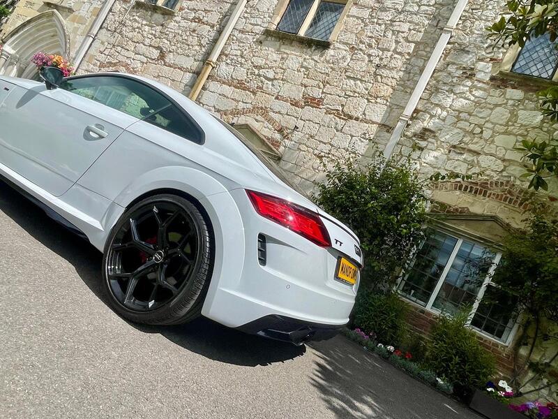 AUDI TT