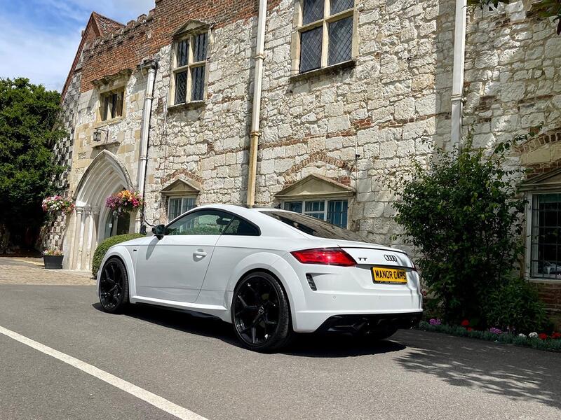 AUDI TT