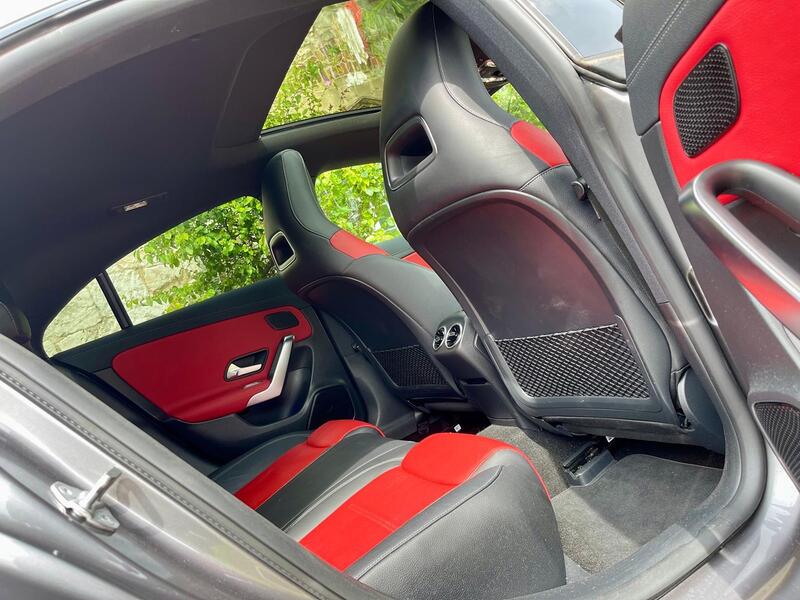 MERCEDES-BENZ CLA