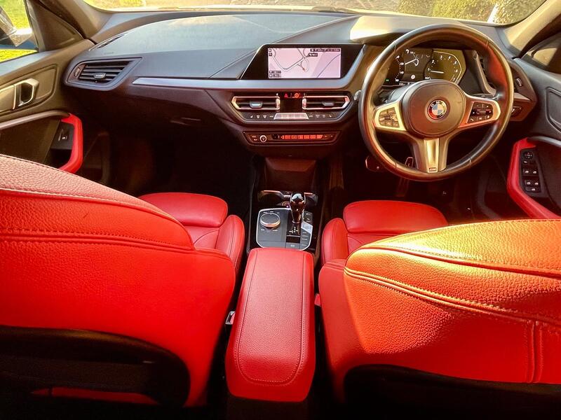 BMW 1 SERIES