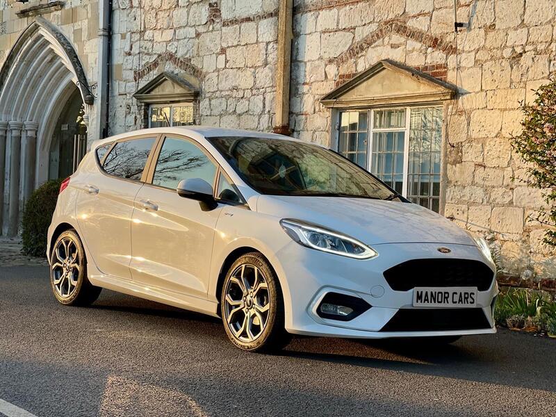 View FORD FIESTA 1.0 T EcoBoost MHEV ST-LINE EDITION 5dr Hatchback White