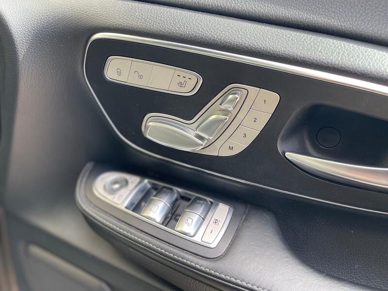 MERCEDES-BENZ V CLASS