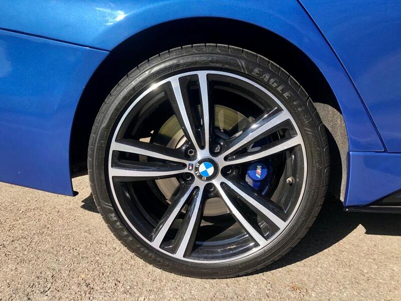 BMW 3 SERIES