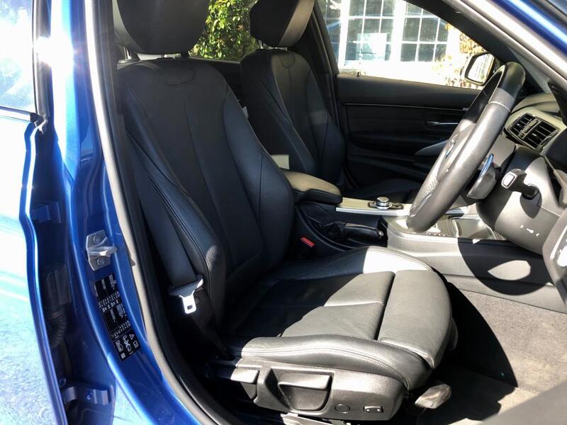 BMW 3 SERIES