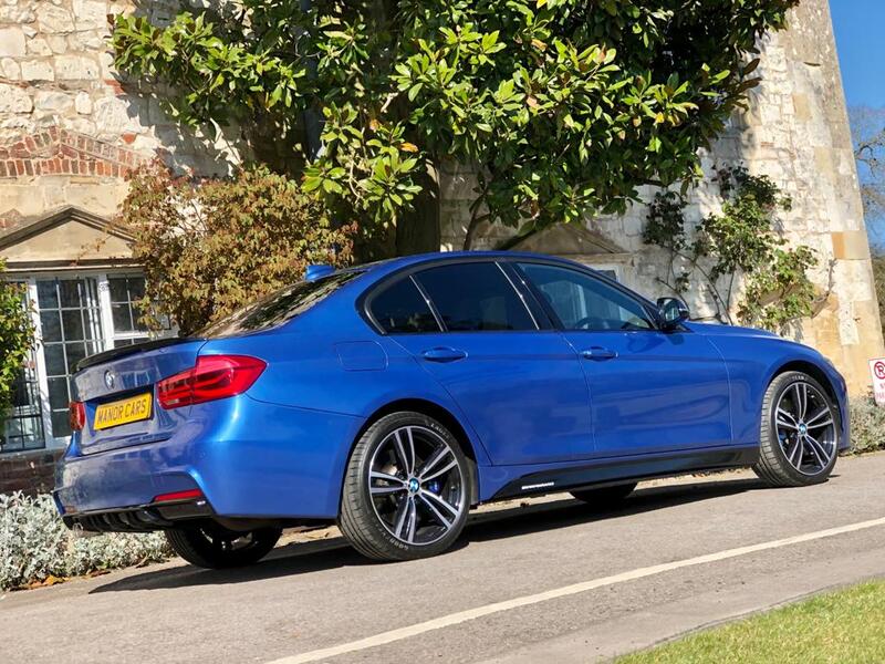 BMW 3 SERIES