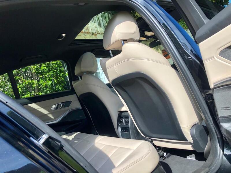 BMW 3 SERIES
