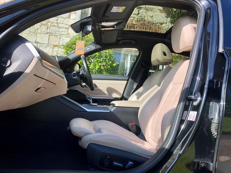 BMW 3 SERIES