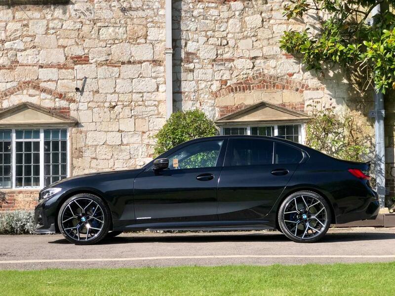 BMW 3 SERIES