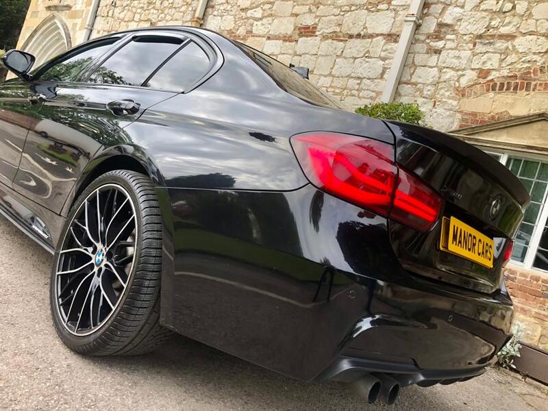 BMW 3 SERIES