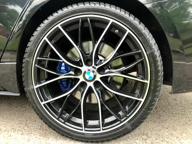 BMW 3 SERIES