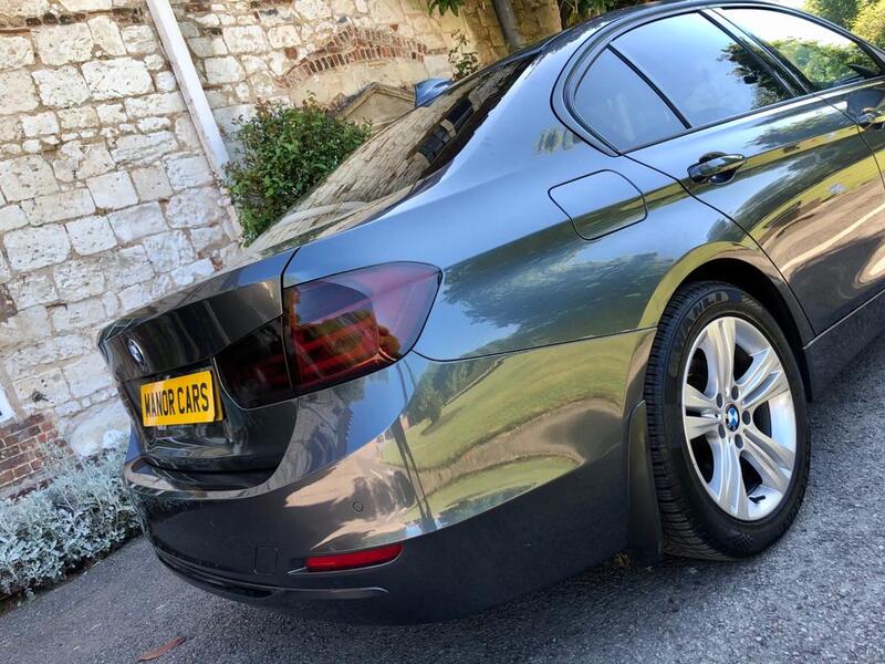 BMW 3 SERIES
