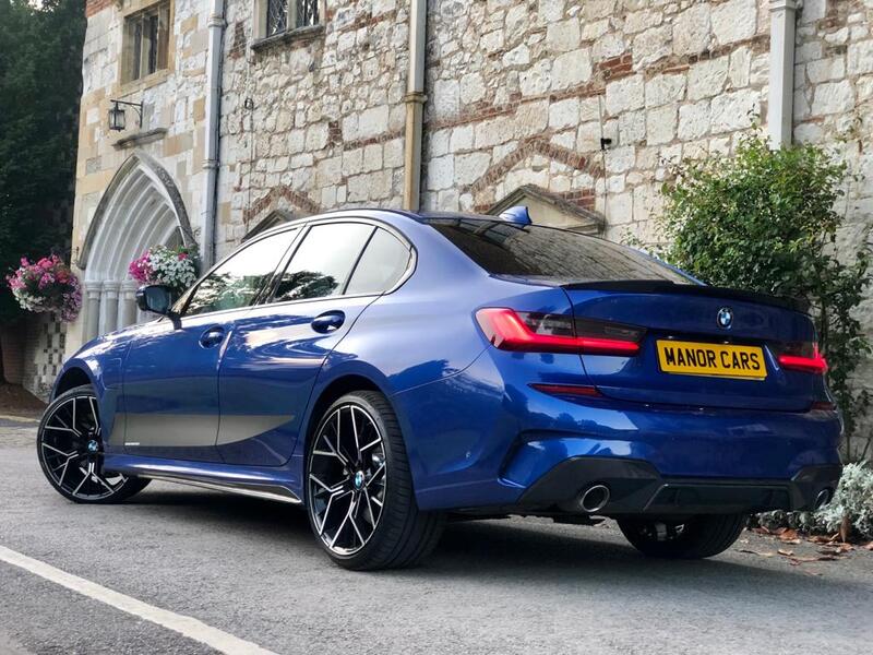 BMW 3 SERIES