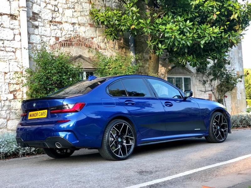 BMW 3 SERIES