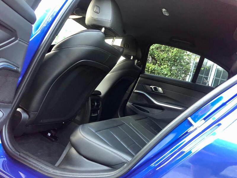 BMW 3 SERIES