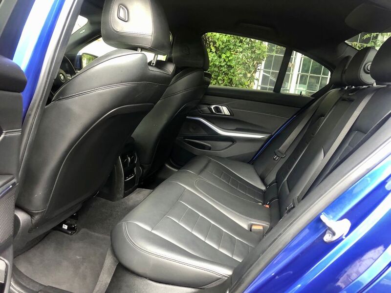 BMW 3 SERIES
