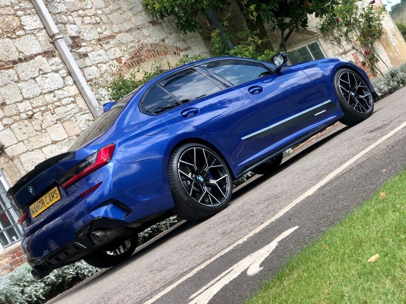 BMW 3 SERIES