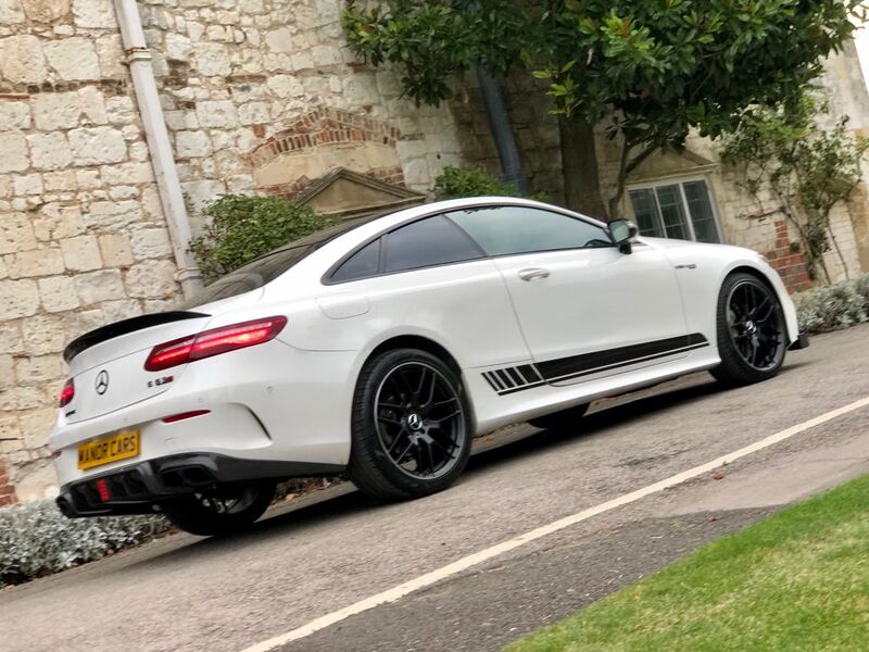 MERCEDES-BENZ E CLASS