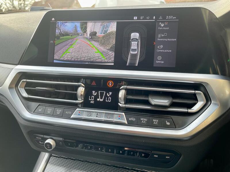 BMW 3 SERIES