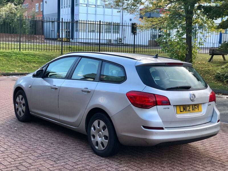 VAUXHALL ASTRA
