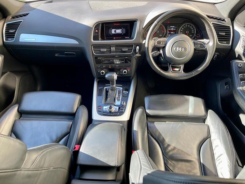AUDI Q5