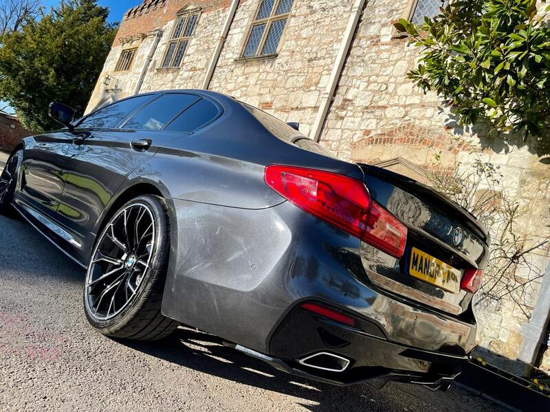 BMW 5 SERIES