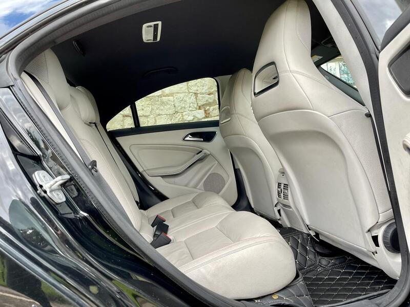MERCEDES-BENZ CLA