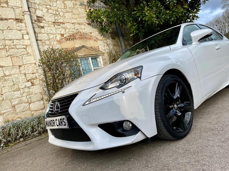 LEXUS IS
