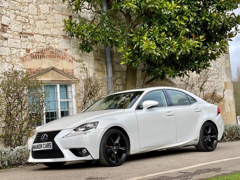LEXUS IS