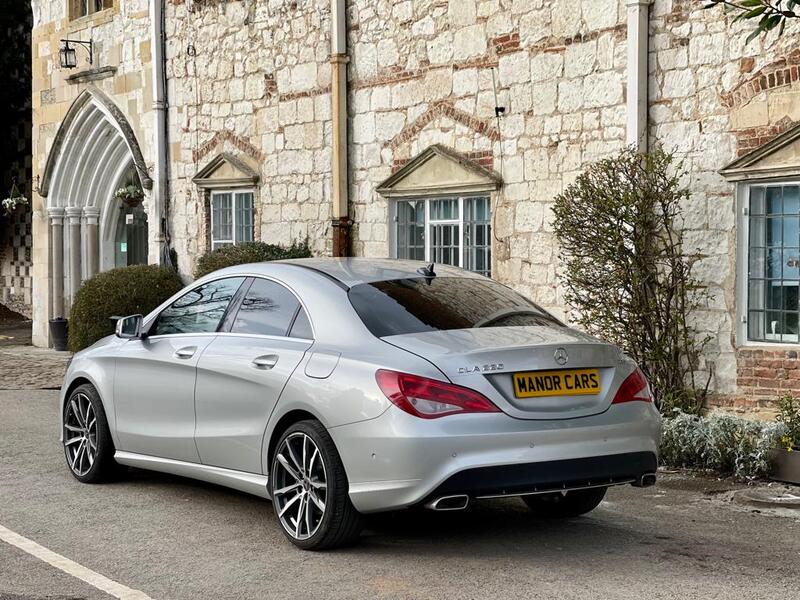 MERCEDES-BENZ CLA