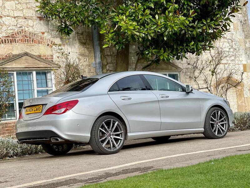 MERCEDES-BENZ CLA