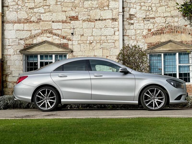 MERCEDES-BENZ CLA