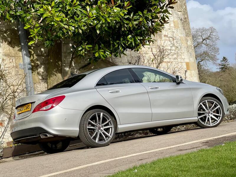 MERCEDES-BENZ CLA