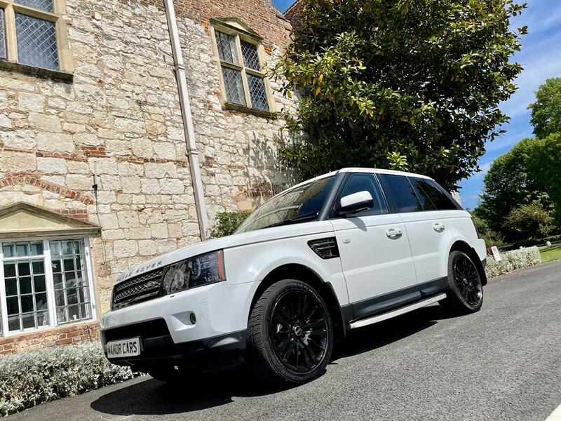 View LAND ROVER RANGE ROVER SPORT 2012 RANGE ROVER SPORT 3.0 SDV6 HSE COMMANDSHIFT  WHITE  ** HUGE SPEC + FACELIFT  *** NOW SOLD ***