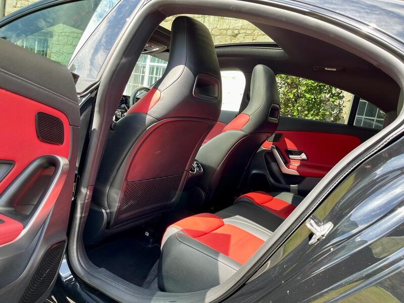 MERCEDES-BENZ CLA