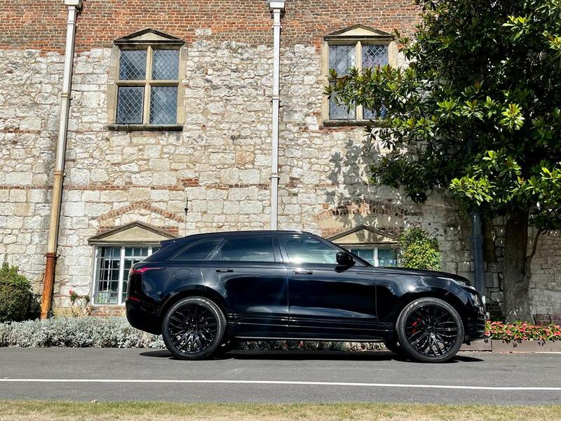 LAND ROVER RANGE ROVER VELAR