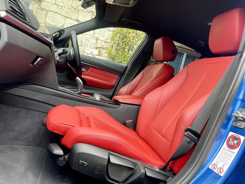 BMW 3 SERIES