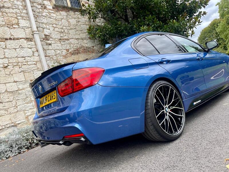 BMW 3 SERIES