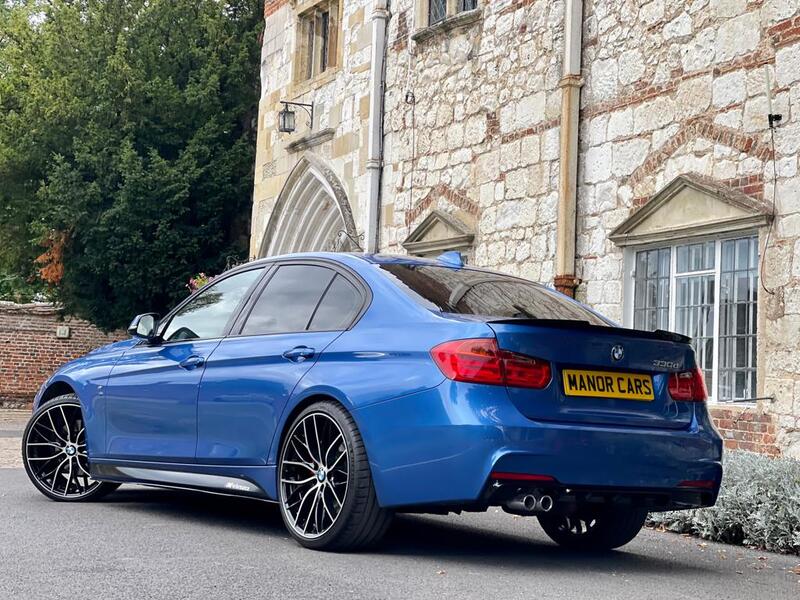 BMW 3 SERIES
