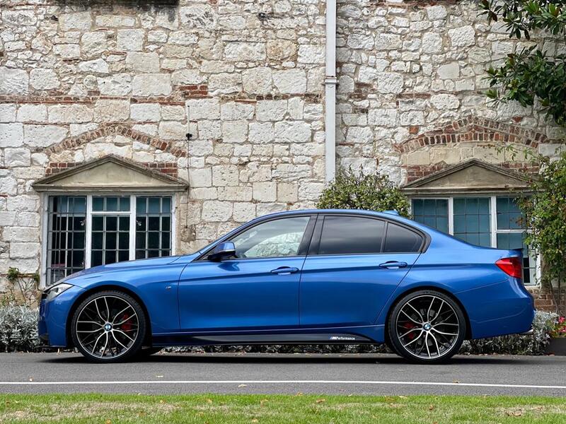 BMW 3 SERIES