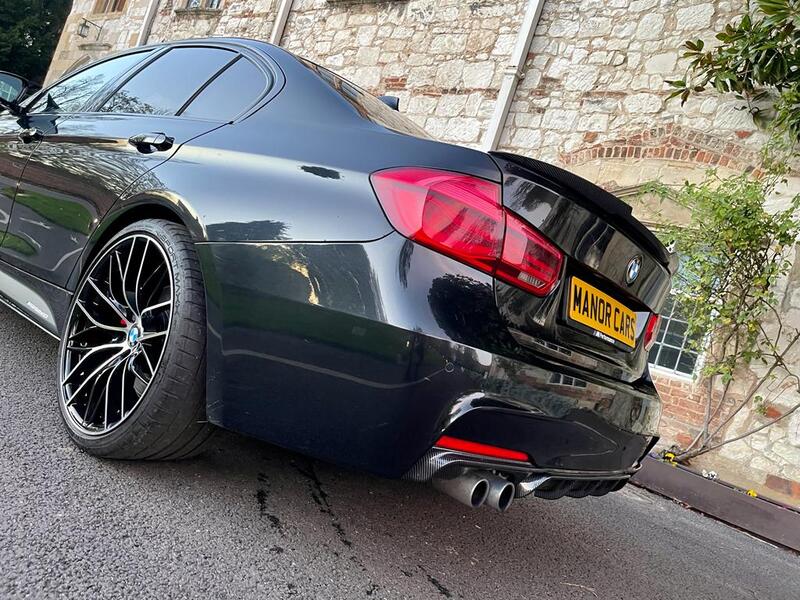 BMW 3 SERIES