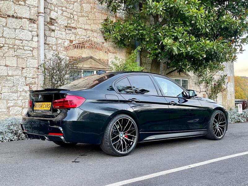 BMW 3 SERIES